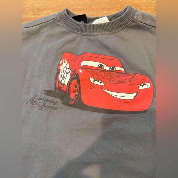 ZARA Toddler Boy Cars Lightning McQueen TShirt size 1 1/2 years 18M - Picture 3 of 8